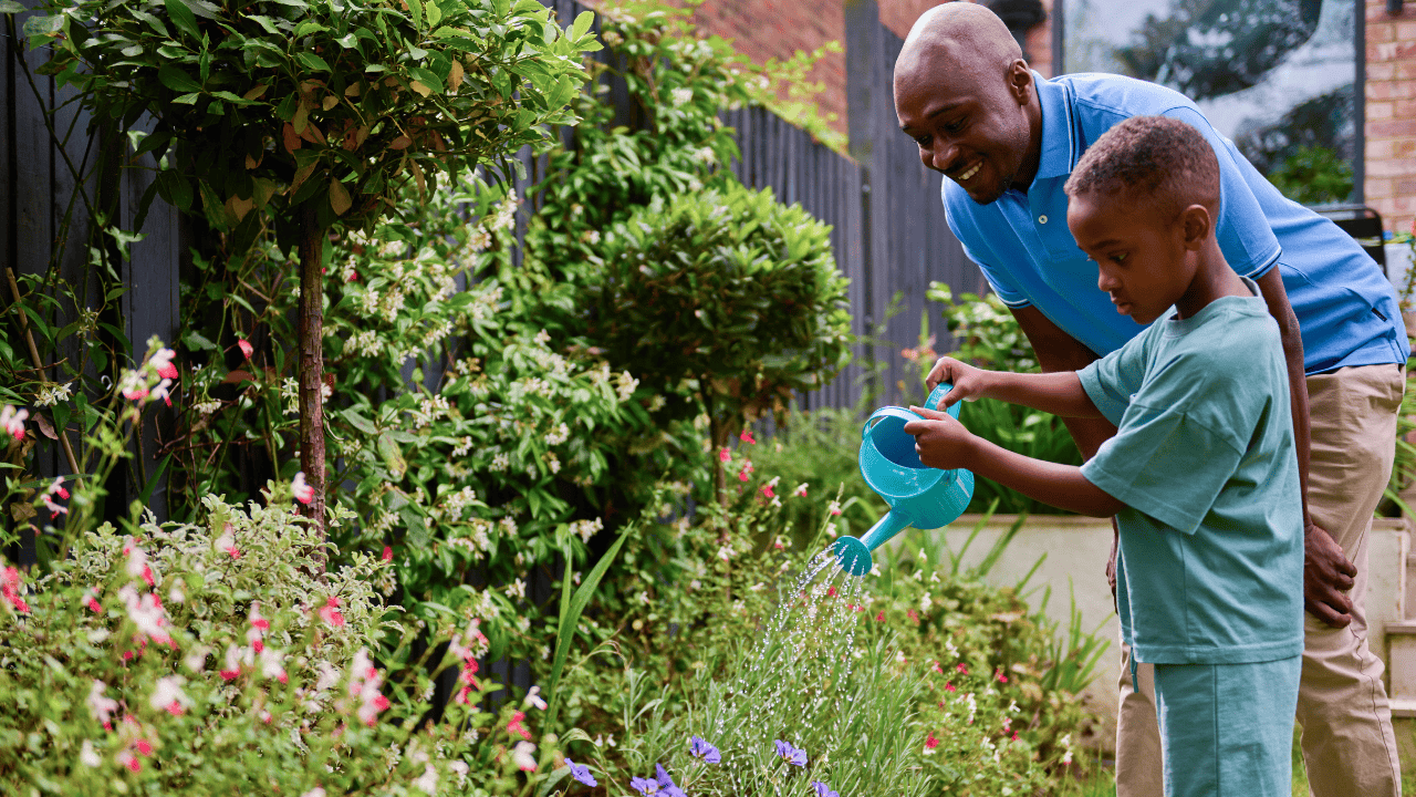 Water-saving gardening activities for kids and parents 